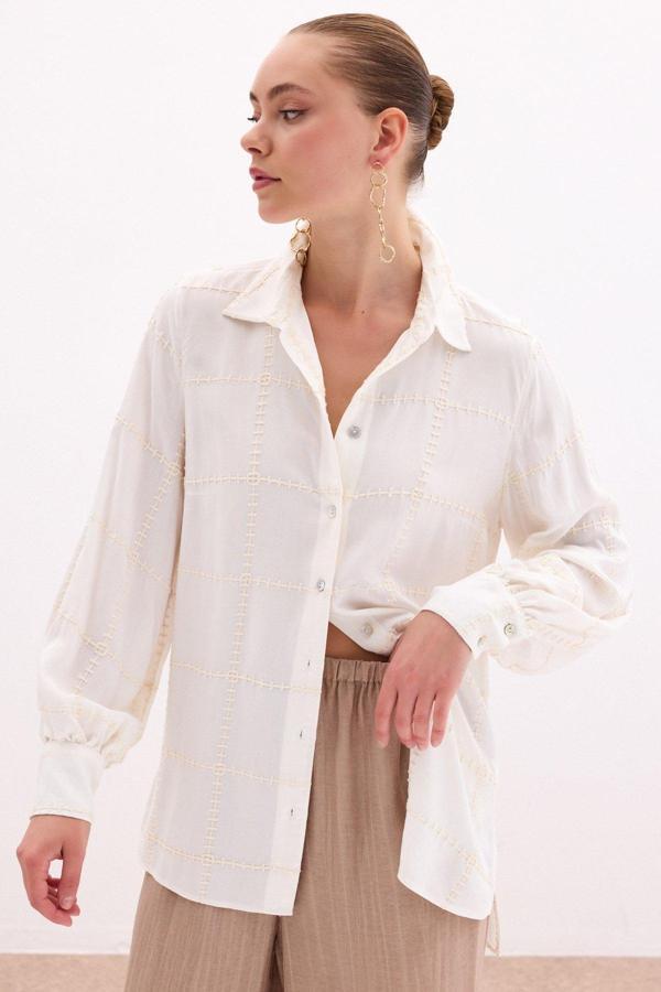 Nakış Detaylı Viskon Gömlek - Krem - Image 1