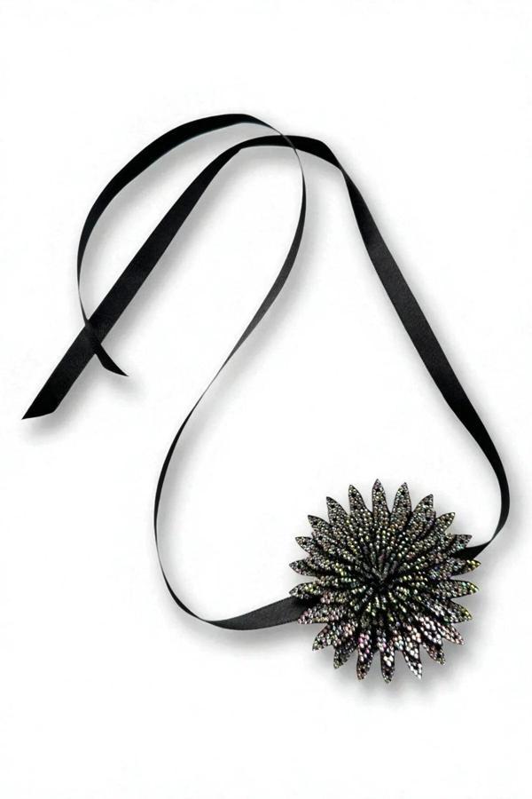 PARLAK TAŞLI ÇİÇEK CHOKER KOLYE - Image 1