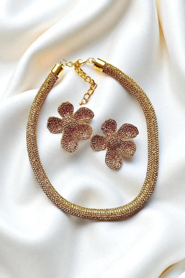 TAŞLI PARLAK ÇİÇEK KOLYE KÜPE SET - Image 1