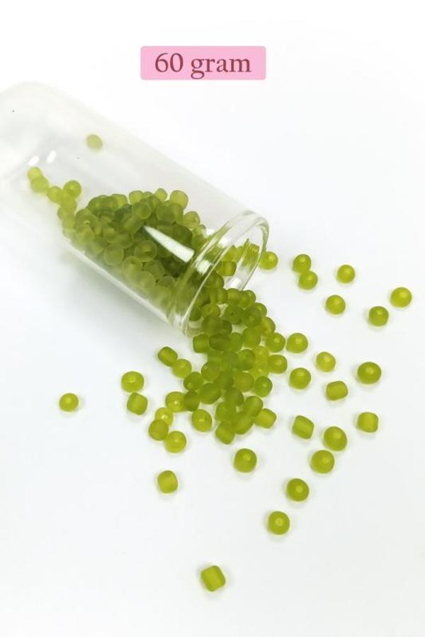 Dökme Cam Kum Boncuk Büyük Boy (6/0) 4 mm - 60 Gram - Şeffaf Mat Yeşil - BNC128 - Image 1