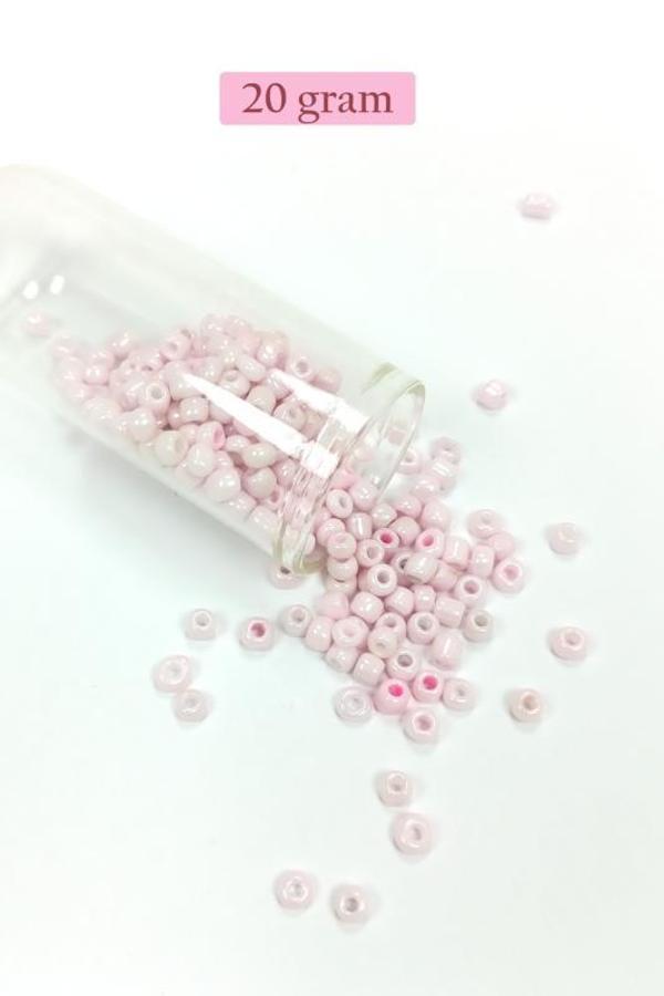 Dökme Cam Kum Boncuk Büyük Boy (6/0) 4 mm - 20 Gram - Toz Pembe - BNC77 - Image 1