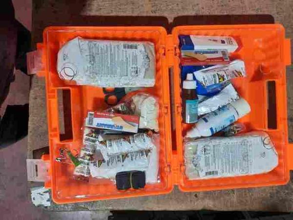 PLS. İŞYERİ İLKYARDIM SETİ ULTRA LUX DUVARA MONTE EDİLEBİLİR HIRDAVAT GZD111113 - Image 1