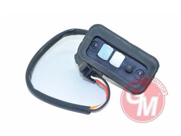 SÜRGÜLÜ KAPI IŞIK ROLESİ SAĞ RENAULT KANGO 7700308813 - Image 1