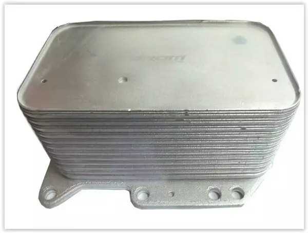 YAĞ SOĞUTUCUSU RENAULT KOLEOS 1-TRAFIC 2-MASTER 3-MOVANO B-VIVARO-NISSAN NV400 8201005241 8201005241 - Image 1