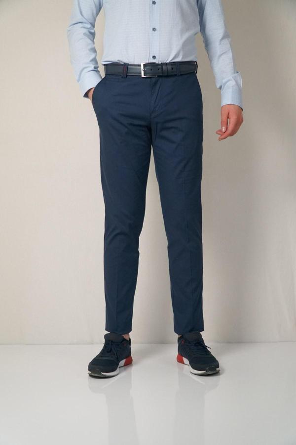 Bomonti Erkek Lacivert Cepli Mikro Petek Desen Pantolon - Image 1