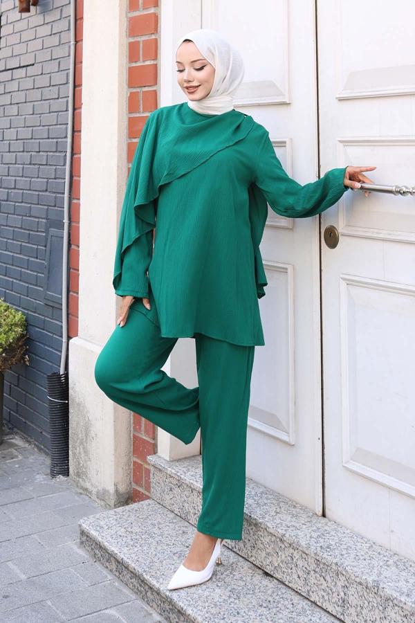 Pelerin Detaylı Takım Yeşil - Image 1
