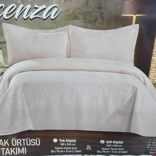 VİCENZA ÇİFT KİŞİLİK TAY TÜYÜ YATAK ÖRTÜSÜ KREM - Image 1