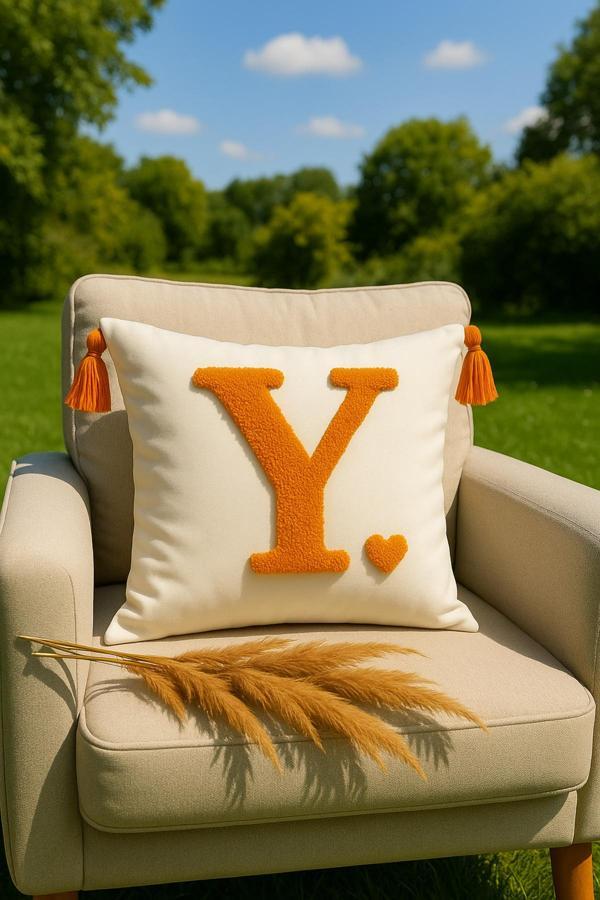 Saymine Punch Kırlent Kılıfı Harf Modeli - Image 1