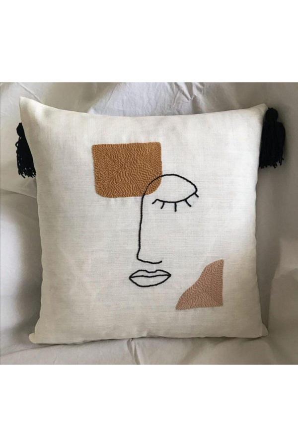 Saymine Kırlent Işleme El Yapımı Punch Işi Panç Dekoratif Yastık Kılıfı Ekru - Image 1