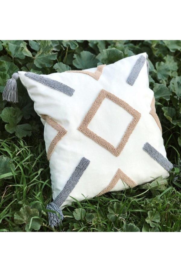 Saymine Kırlent El Yapımı Punch Işi Dekoratif Yastık Kılıfı Ekru - Image 1