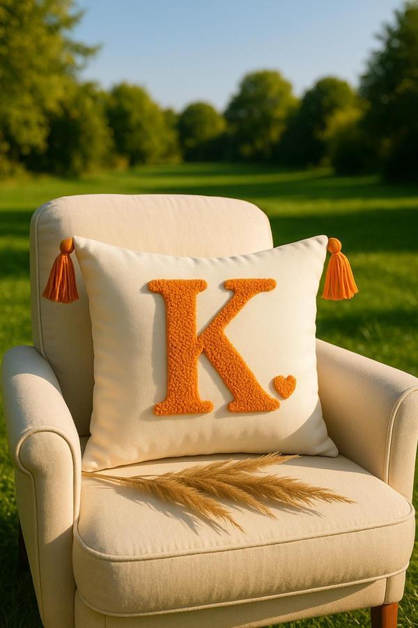 Saymine Punch Kırlent Kılıfı Harf Modeli - Image 1