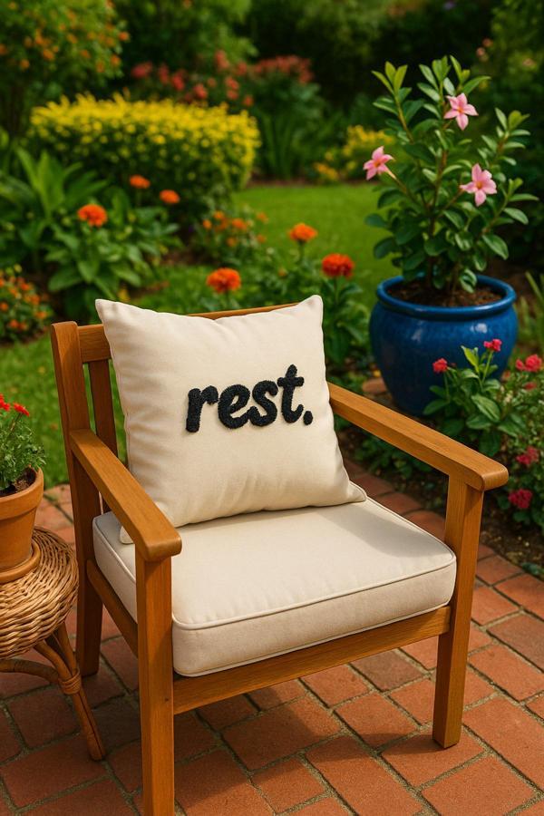 Saymine Punch Kırlent Kılıfı Rest Model - Image 1