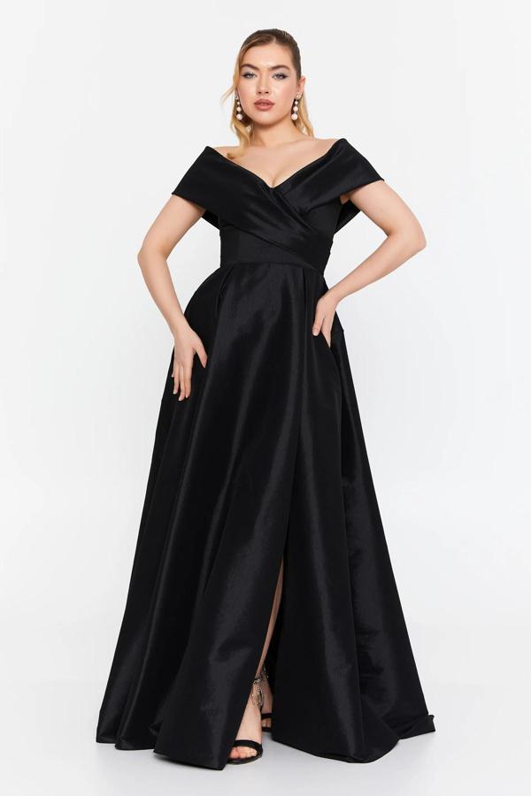 Şeref Vural Kadın Düşük Omuz Derin Yırtmaçlı Maxi Abiye Elbise 8363 Siyah - Image 1