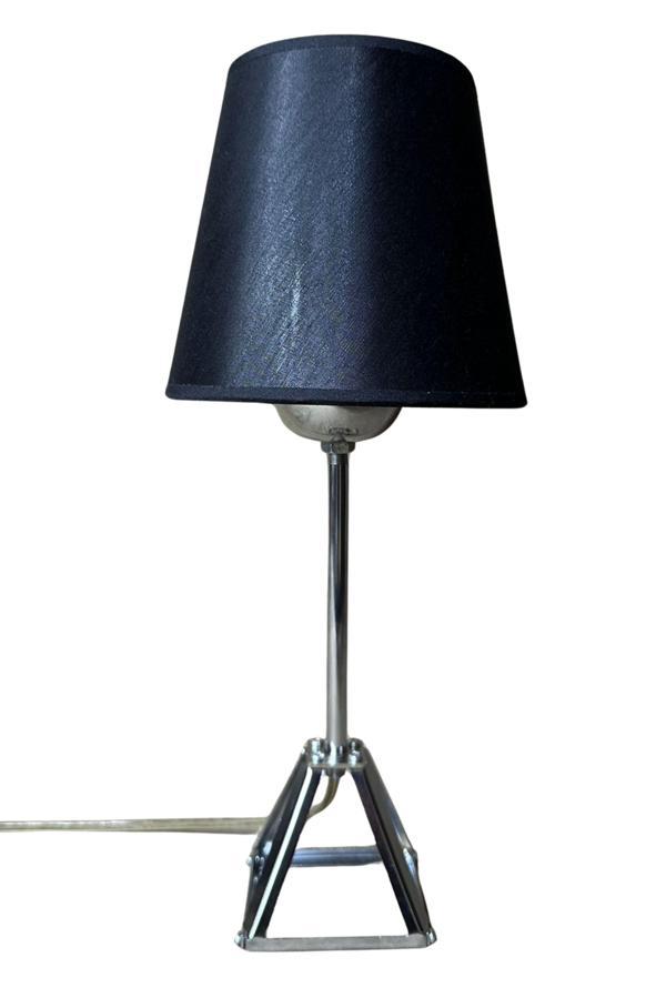 Uretti - Funda 1593 5588 Zümrüt Luna Noir Modern Abajur Metal Ayaklı Masa Lambası - Image 1