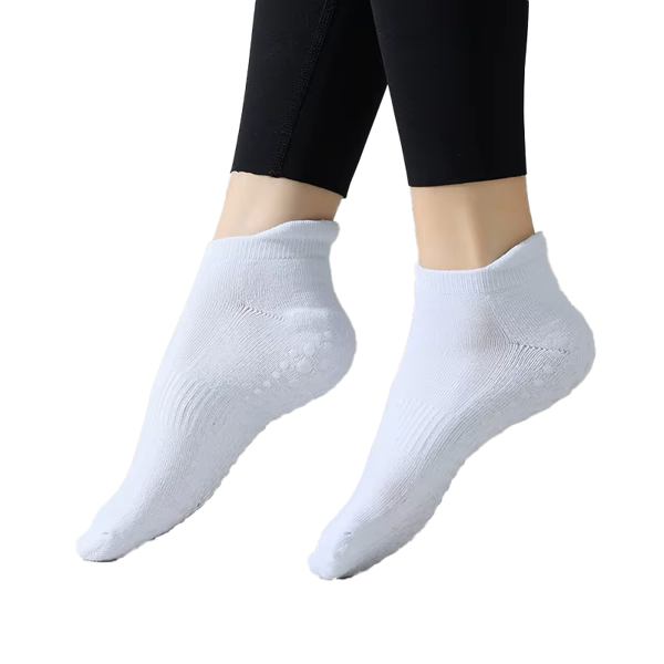 XTR Fitness Kısa Yoga ve Pilates Çorabı - Image 1