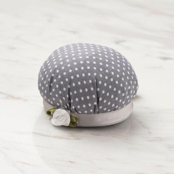 Loren Kola Takılabilir Gri beyaz İğnedanlık - Image 1