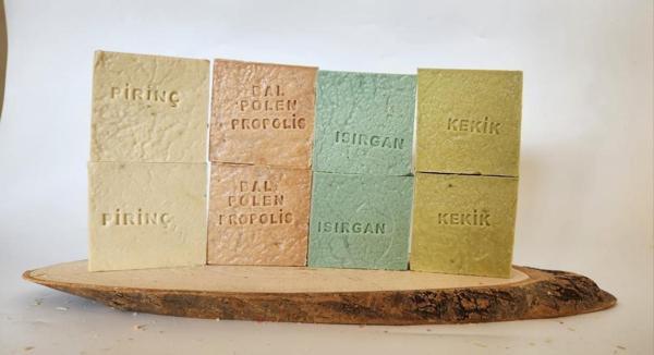 Doğal Üretim Sabunu Karışık (Pirinç-Bal Polen Propolis- Isırgan-Kekik) 8'li Set - Image 1