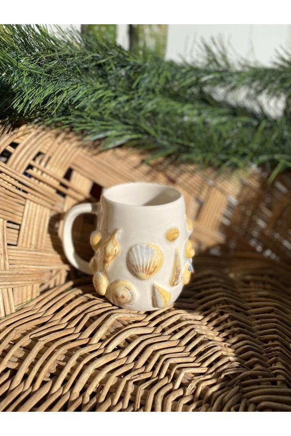 Hly Ceramics Seashell Kupa - Image 1