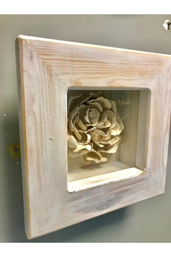 Hly Ceramics Beyaz Goncalı Çiçek Ahşap Çerçeveli Tablo - Image 1