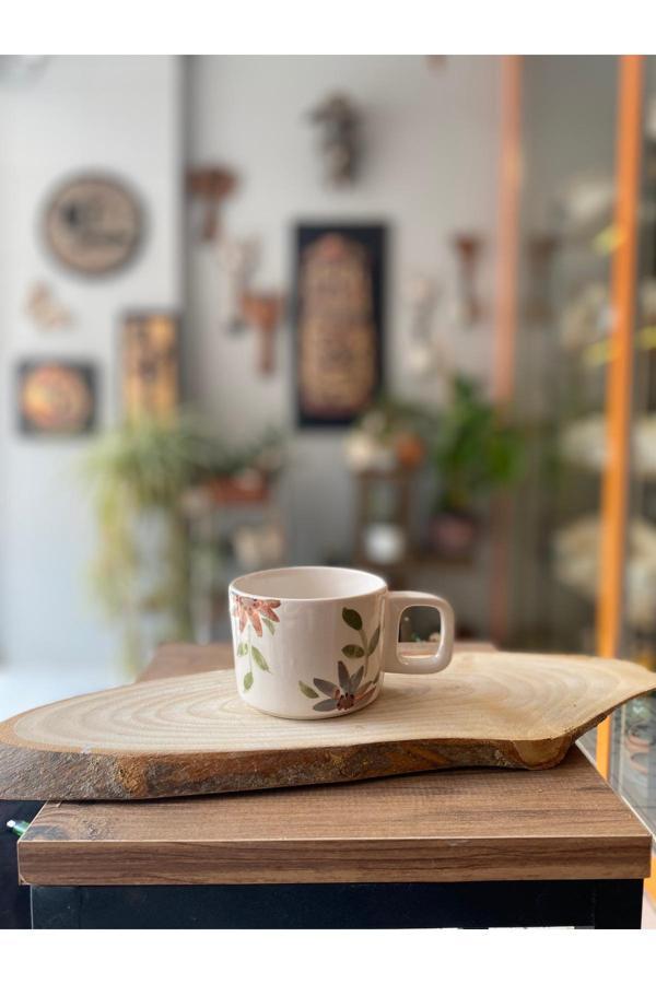 Hly Ceramics Bahar Çiçeği Kupa - Image 1