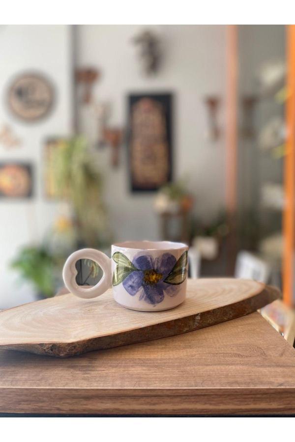 Hly Ceramics Mor Çiçekli Kupa - Image 1