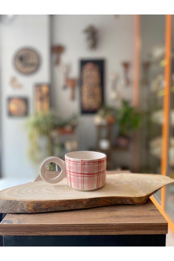 Hly Ceramics Pembe Ekoseli Kupa - Image 1