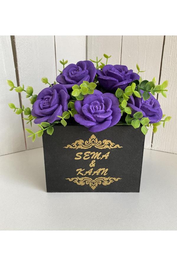 Gia Design Kişiye Özel Isimli Mor Güller Kokulu Taş Aranjmanı - Image 1