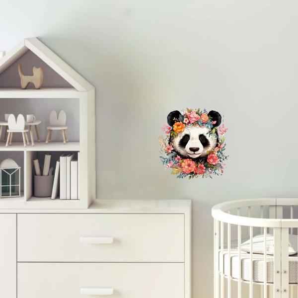 Çeşitli Çiçek Taçlı Panda Duvar Stickerı - Image 1