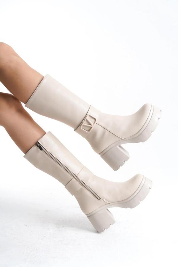 Moki Bej Cilt Topuklu Çizme - Image 1