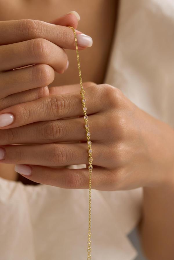 925 Ayar Gümüş Gold Kaplama Minik Sıralı Pembe Zirkon Taşlı Bileklik - Image 1