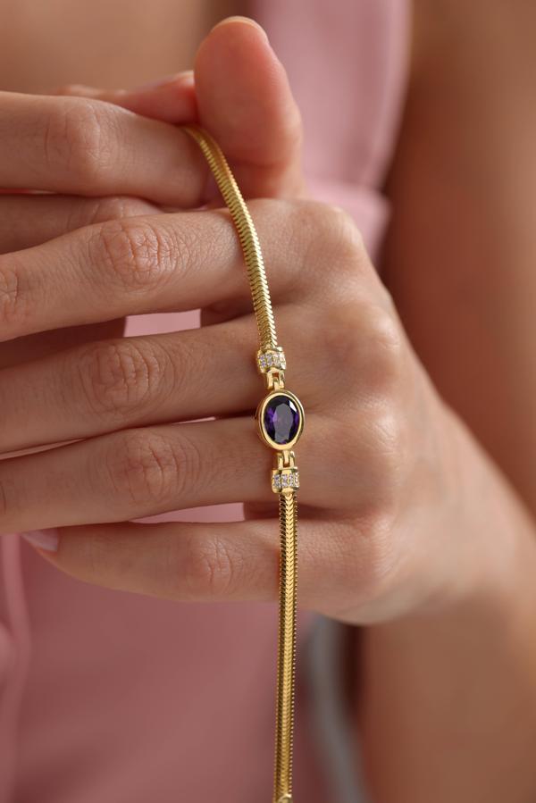 925 Ayar Gümüş Balık Sırtı Model Zincirli Gold Oval Mor Taşlı Bileklik  - Image 1