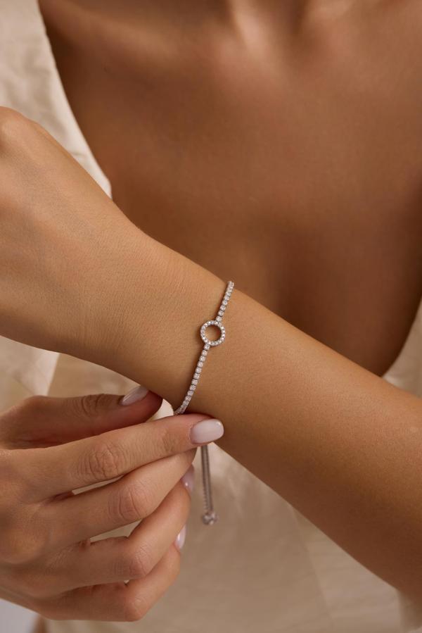 925 Ayar Gümüş Rodyum Kaplama Ayarlanabilir Asansörlü Su Yolu Zirkon Taşlı Yuvarlak Tasarım Bileklik - Image 1