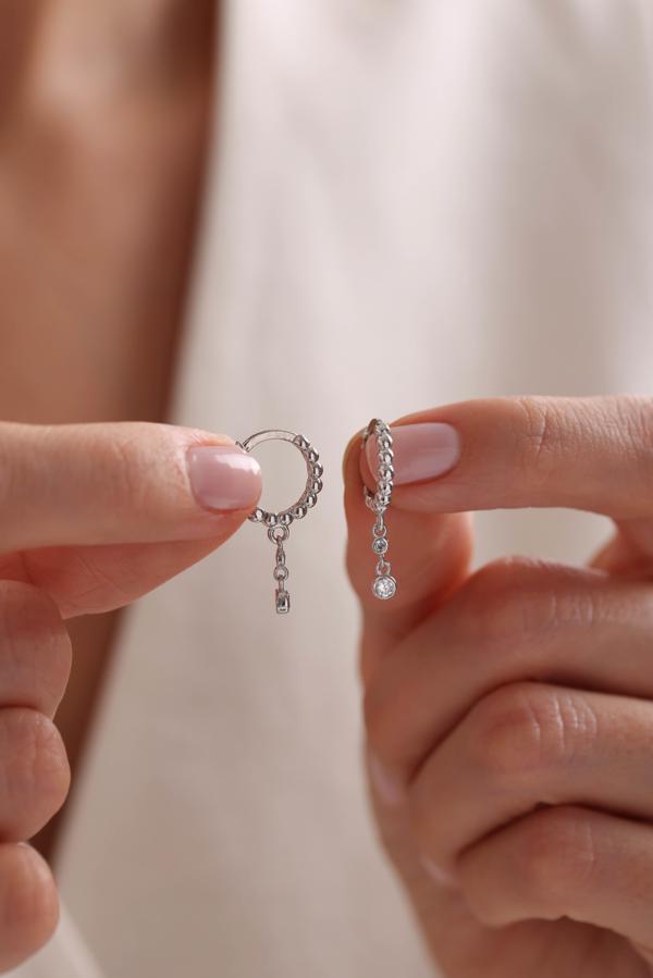 925 Ayar Gümüş Rodyum Kaplama 10 mm Halka Çift Zirkon Taşlı Sallantılı Küpe - Image 1