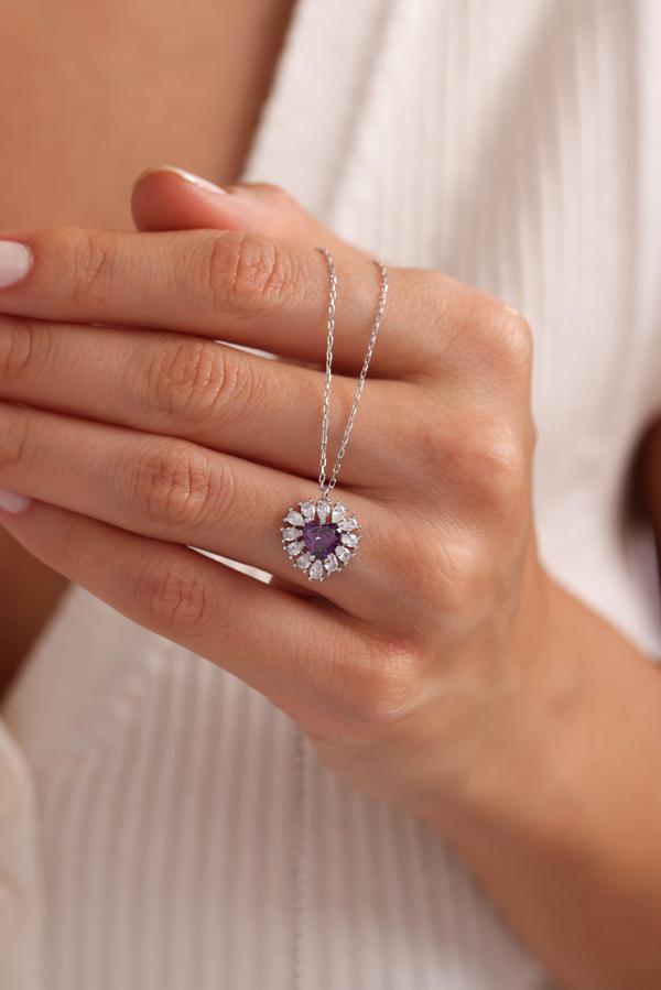 925 Ayar Gümüş Rodyum Kaplama Baget Taşlı Mor Kalp Kolye - Image 1