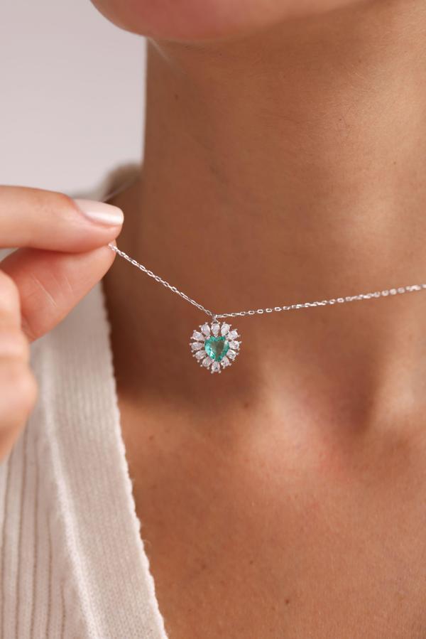 925 Ayar Gümüş Rodyum Kaplama Baget Taşlı Su Yeşili Kalp Kolye - Image 1