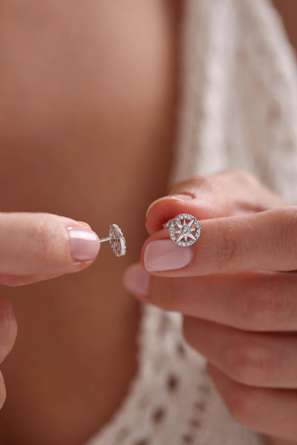 925 Ayar Gümüş Rodyum Kaplama Minik Daire Kutup Yıldızı Küpe - Image 1