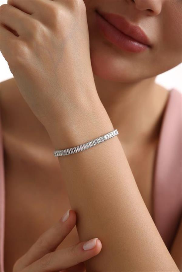 925 Ayar Gümüş Rodyum Kaplama Baget Taşlı Suyolu Model Bileklik  - Image 1