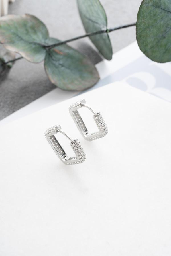 925 Ayar Gümüş Rodyum Kaplama Zirkon Taşlı Kübik Tasarım Küpe - Image 1