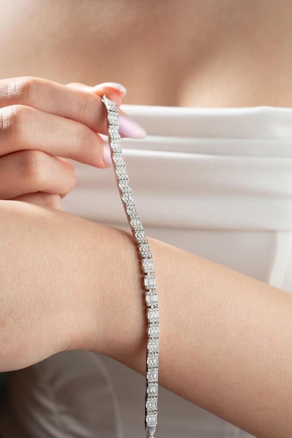 925 Ayar Gümüş Rodyum Kaplama Tria Baget Taşlı Suyolu Bileklik - Image 1