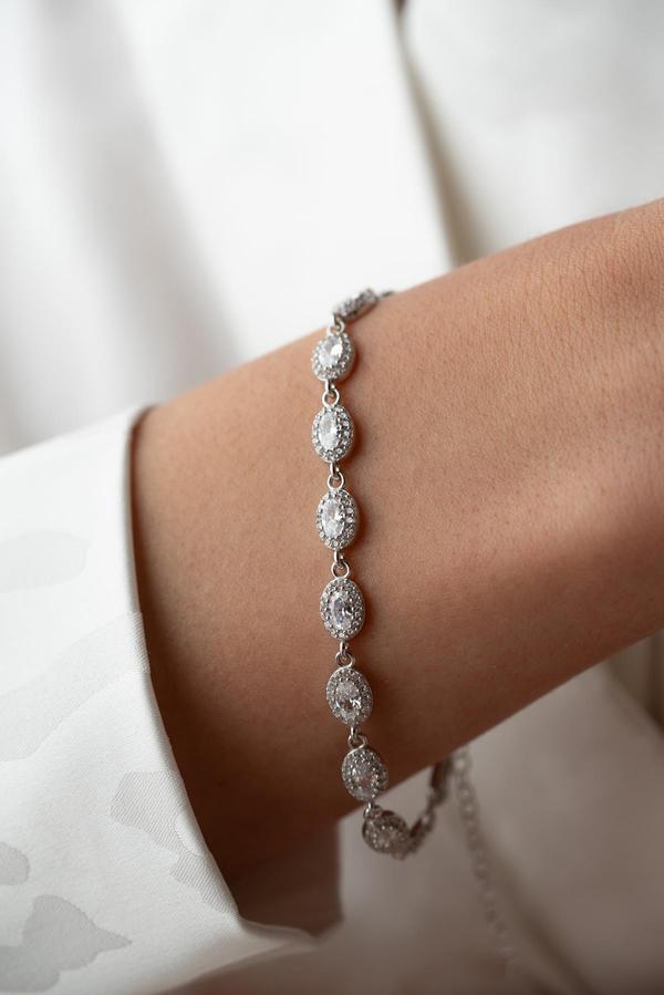 925 Ayar Gümüş Rodyumlu Sıralı Beyaz Taşlı Oval Model Bileklik - Image 1