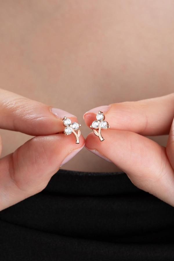 925 Ayar Gümüş Rose Kaplama 3 Yapraklı Yonca Küpe - Image 1