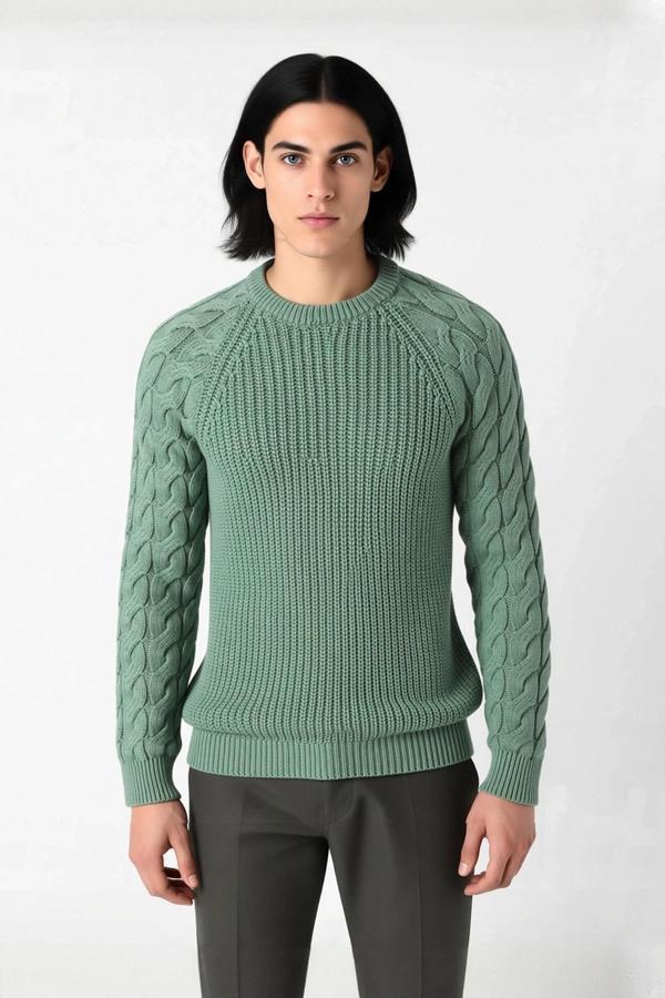 Erkek Regular Fit Bisiklet Yaka Saç Örgü Detaylı Triko Kazak Soğuk Günler İçin Rahatlık Sunar - Image 1