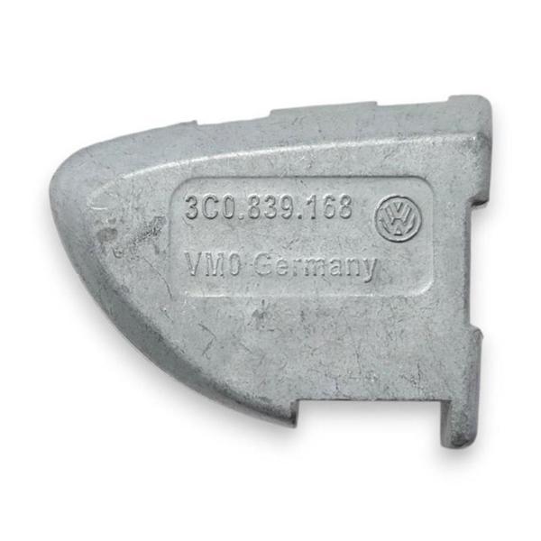 VW Passat CC 2009-2012 Sağ Arka Kapı Kolu Bademi İç Parçası 3C0839168 - Image 1