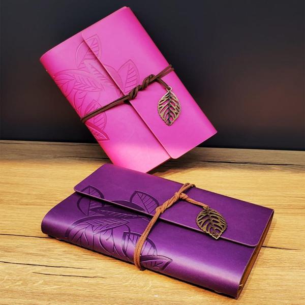 Deri Yaprak Desenli Çizgisiz Defter  - Image 1