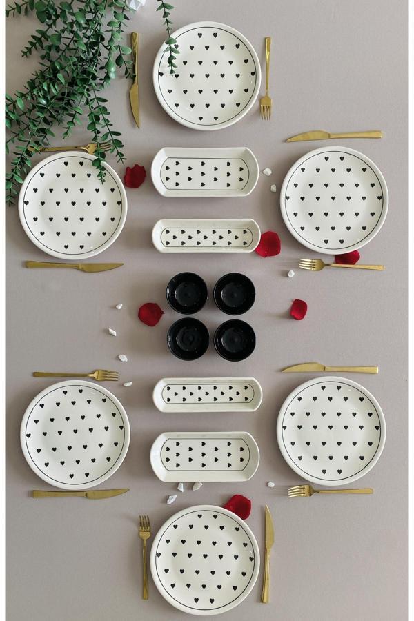 Siyah Kalp Desen 6 Kişilik 14 Parça Sosluklu Kahvaltı Takımı - Image 1