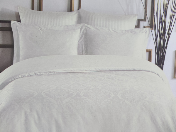 JAKARLI SATEN NEVRESİM TAKIMI ÇİFT KİŞİLİK DAMAKS TAŞ - Image 1