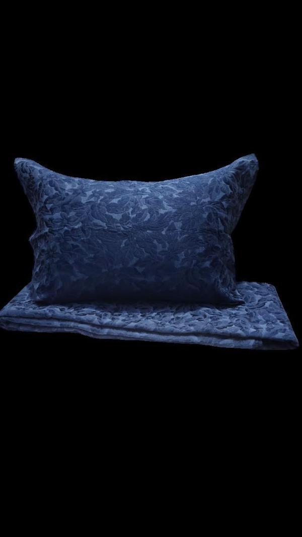 RÜYA ÇİFT KİŞİLİK PİKE YATAK ÖRTÜSÜ SARMAŞIK İNDİGO - Image 1