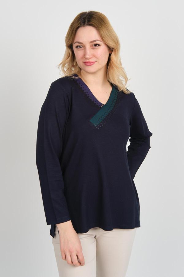 Detay Triko Kadın Yaka Detaylı Yanları Yırtmaçlı Uzun Kol Anne Bluz 5709 Lacivert - Image 1