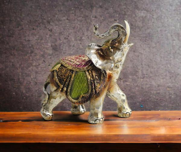 Varak Nakış İşlemeli Şanslı Fil Biblo Heykel Hediyelik Dekoratif Ürün Vitrin Süsü Ev Hediyesi 15 cm. - Image 1