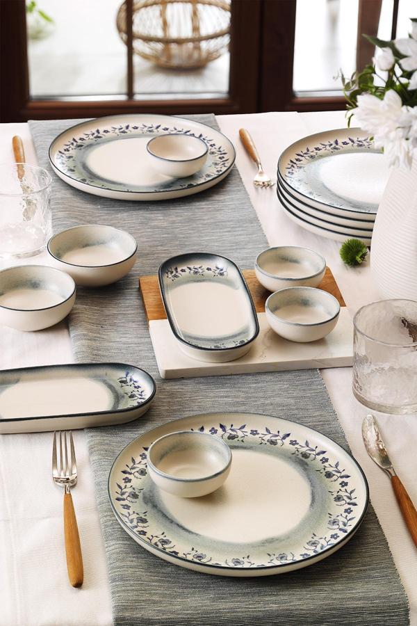 Kütahya Porselen Indigo Bloom 14 Parça 6 Kişilik Kahvaltı Takımı - Image 1